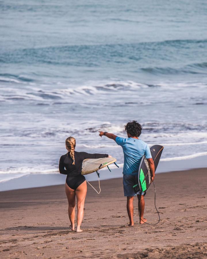 Seaside Tribe - Boutique Surf Stay & Retreat Tanah Lot Eksteriør billede